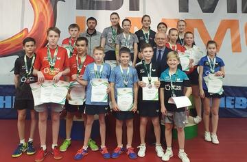 Наши теннисисты стали победителями и призерами Первенство Свердловской области среди юношей и девушек до 16 лет