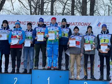Спортсмены УОР №1 выиграли эстафету на Первенстве России по биатлону.